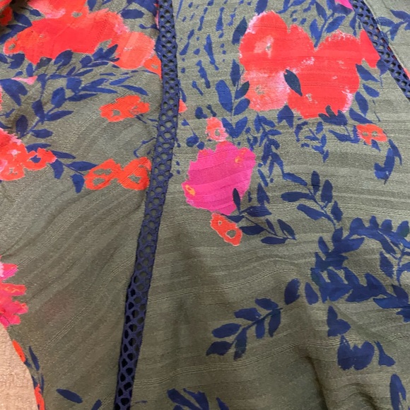 TANYA TAYLOR Anita Flutter Sleeve Blouse - Picture 9 of 14